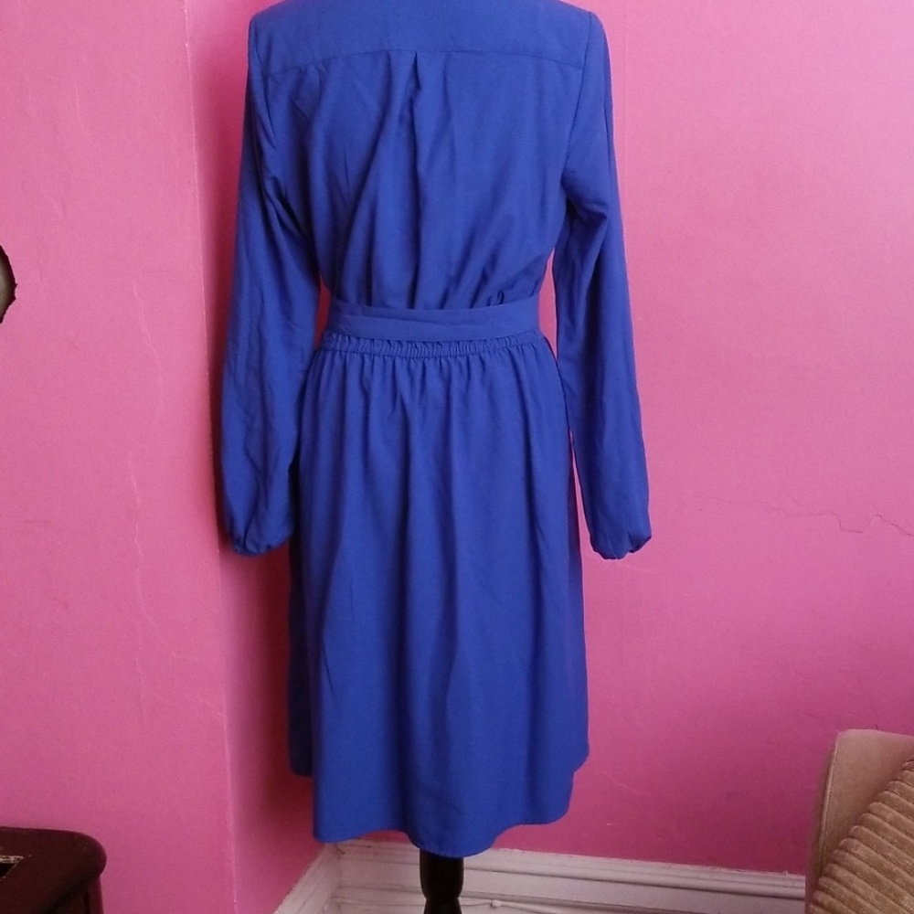 Dress - Picture 2 of 2